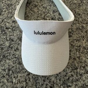 Lululemon visor